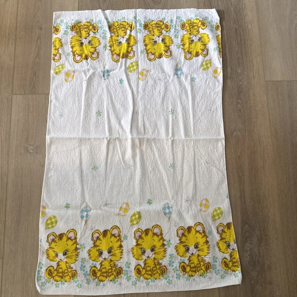 Vintage Babycare Receiving Baby Blanket Kittens Balloons Size 26x 38 100% Cotton